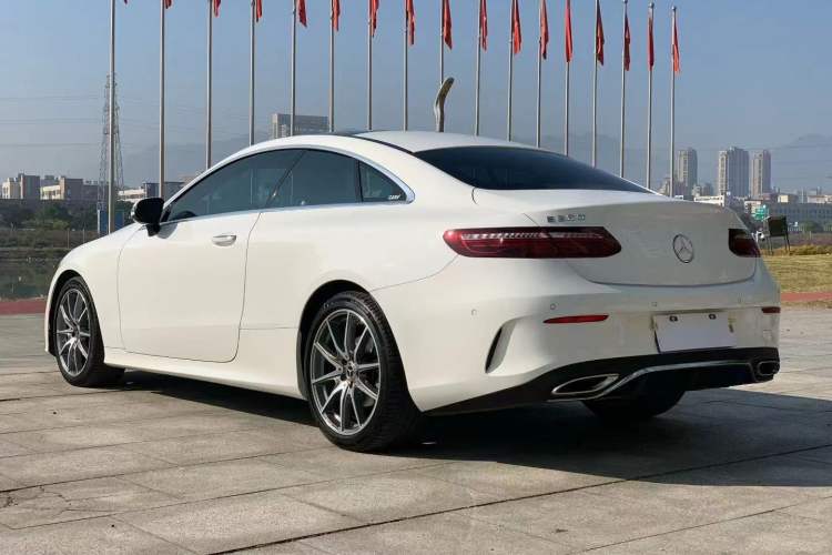 Used Mercedes-Benz E-Class 2023-Year Restyled E 260 Coupe Rear Left 45 Deg