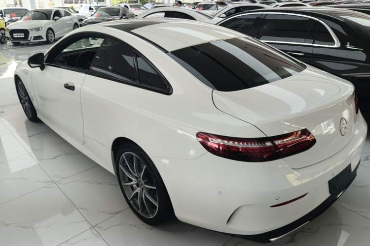 Used Mercedes-Benz E-Class 2023 E 260 Coupe Rear Left 45 Deg