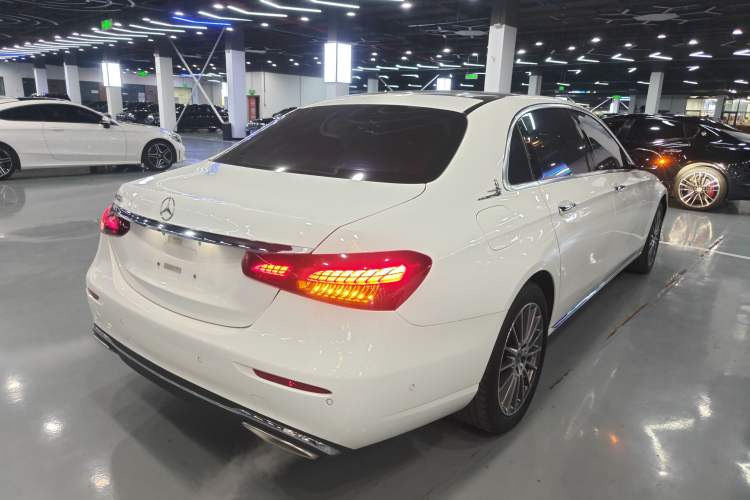 Used Mercedes-Benz E-Class 2023 E 260 L Rear Right 45 Deg