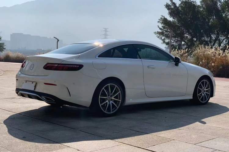 Used Mercedes-Benz E-Class 2023-Year Restyled E 260 Coupe Rear Right 45 Deg