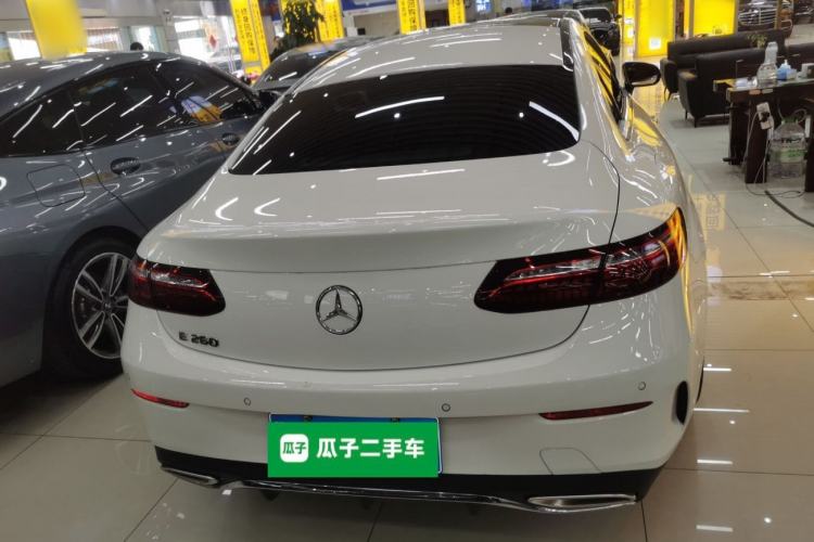 Used Mercedes-Benz E-Class 2023 E 260 Coupe Rear