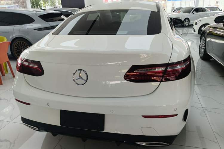 Used Mercedes-Benz E-Class 2023 E 260 Coupe Rear