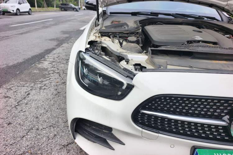 Used Mercedes-Benz E-Class 2023 E 300 Stylish Sports Edition Right Front Headlight
