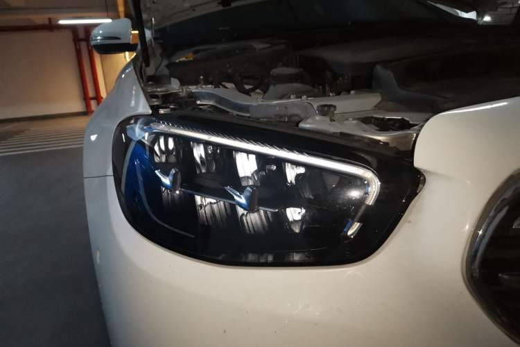 Used Mercedes-Benz E-Class 2023 E 300 L Stylish Model Right Front Headlight