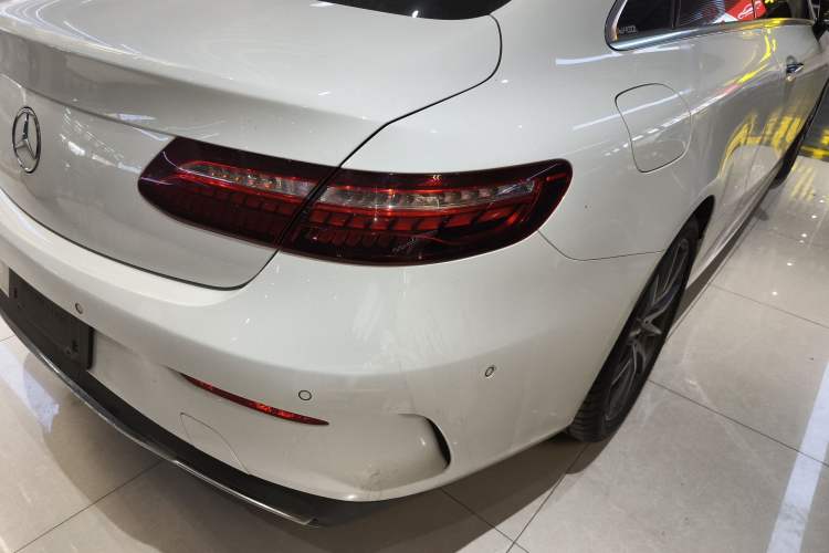 Used Mercedes-Benz E-Class 2023-Year Restyled E 260 Coupe Right Rear Taillight