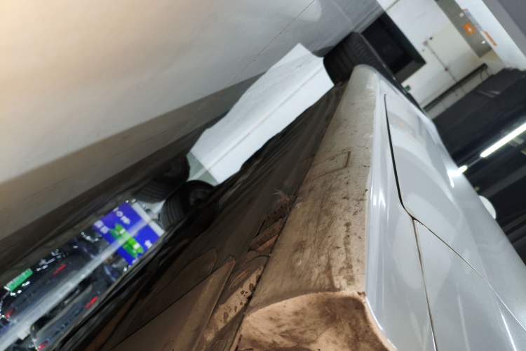 Used Mercedes-Benz E-Class 2023 E 260 Coupe Right Side Sill