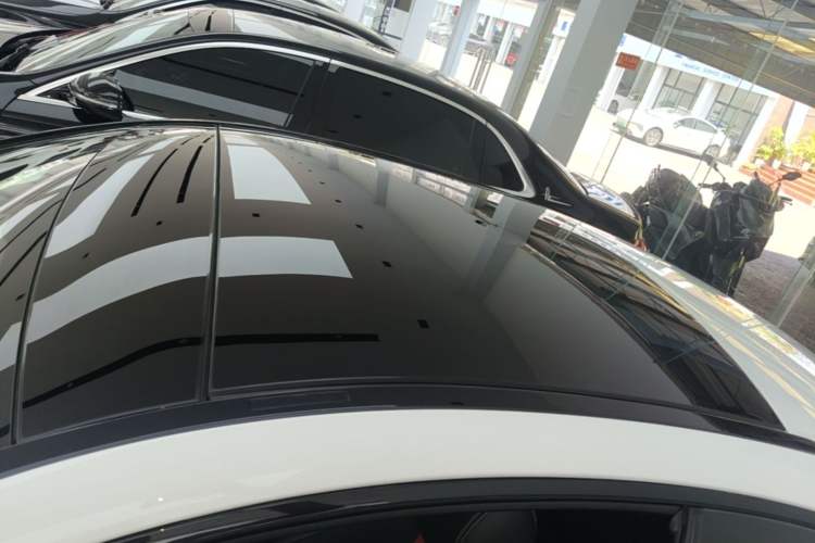 Used Mercedes-Benz E-Class 2023 E 260 Coupe Roof