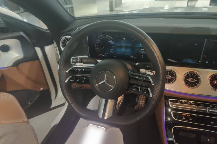 Used Mercedes-Benz E-Class 2023 E 260 Coupe Steering Wheel