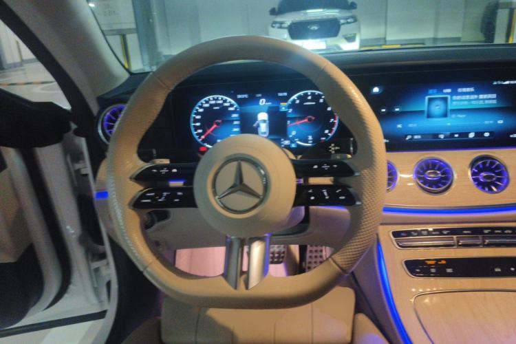 Used Mercedes-Benz E-Class 2023 E 260 Coupe Steering Wheel