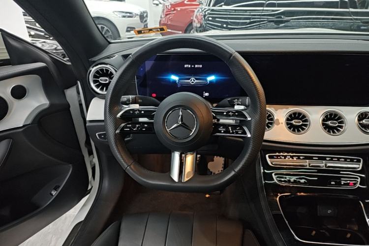 Used Mercedes-Benz E-Class 2023 E 260 Coupe Steering Wheel