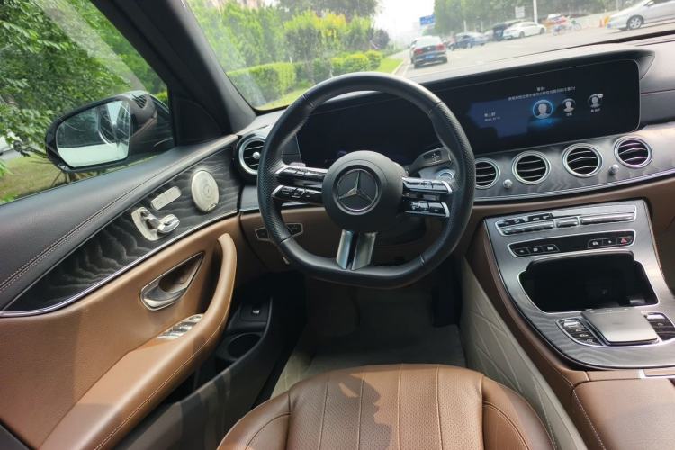 Used Mercedes-Benz E-Class 2023 E 300 Stylish Sports Edition Steering Wheel