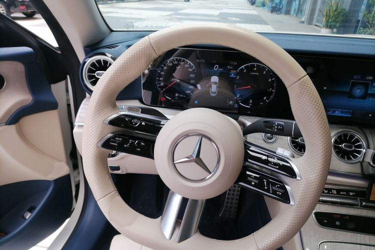 Used Mercedes-Benz E-Class 2023 E 300 Coupe Steering Wheel