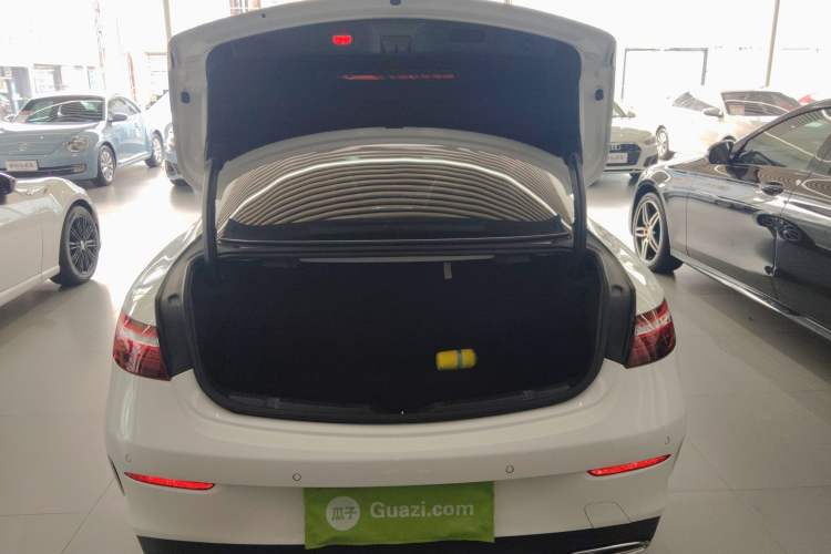 Used Mercedes-Benz E-Class 2023-Year Restyled E 260 Coupe Trunk