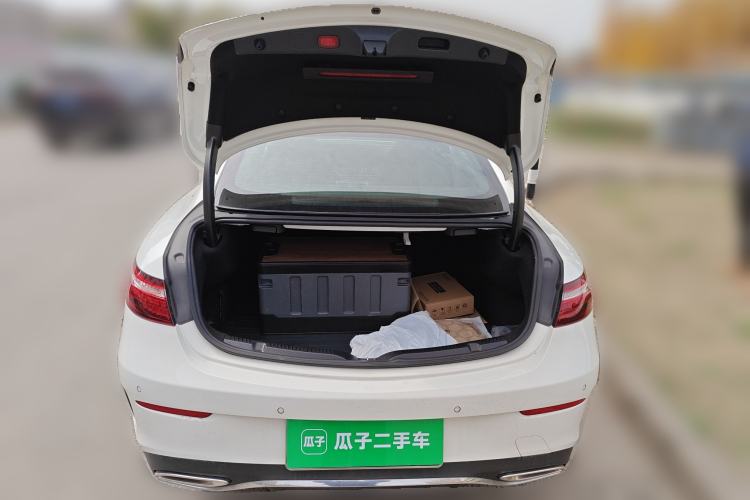 Used Mercedes-Benz E-Class 2023 E 260 Coupe Trunk