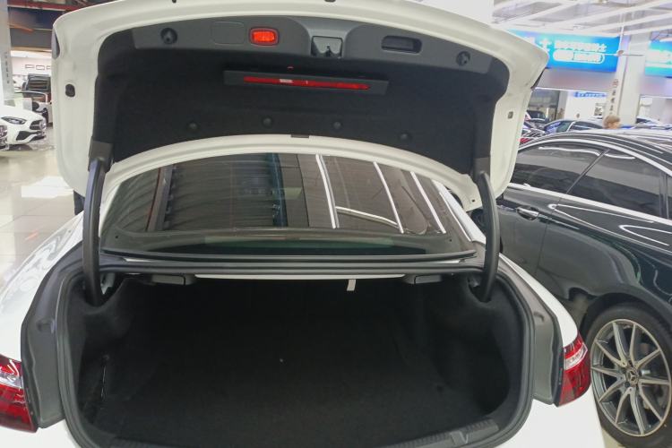 Used Mercedes-Benz E-Class 2023-Year Restyled E 260 Coupe Trunk