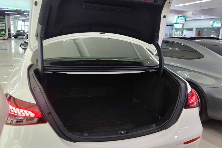 Used Mercedes-Benz E-Class 2023 E 300 L Sport Luxury Edition Trunk