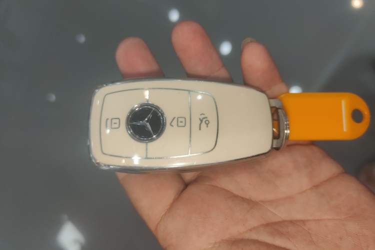 Used Mercedes-Benz E-Class 2023 E 260 Coupe Vehicle Key