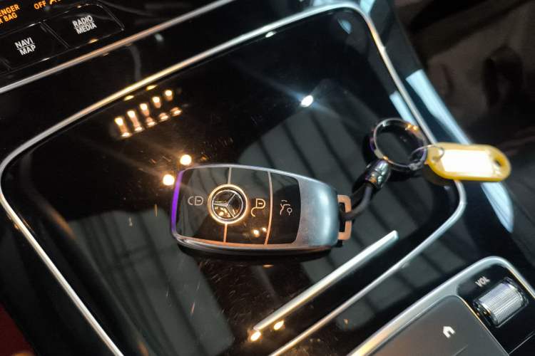 Used Mercedes-Benz E-Class 2023 E 260 Coupe Vehicle Key
