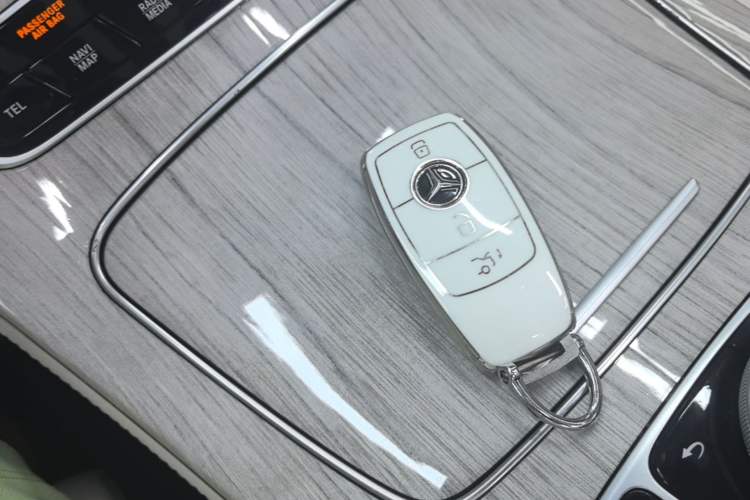 Used Mercedes-Benz E-Class 2023 Restyled E 260 Convertible Coupe Vehicle Key