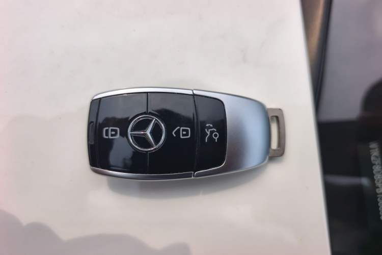 Used Mercedes-Benz E-Class 2023 E 300 Stylish Sports Edition Vehicle Key