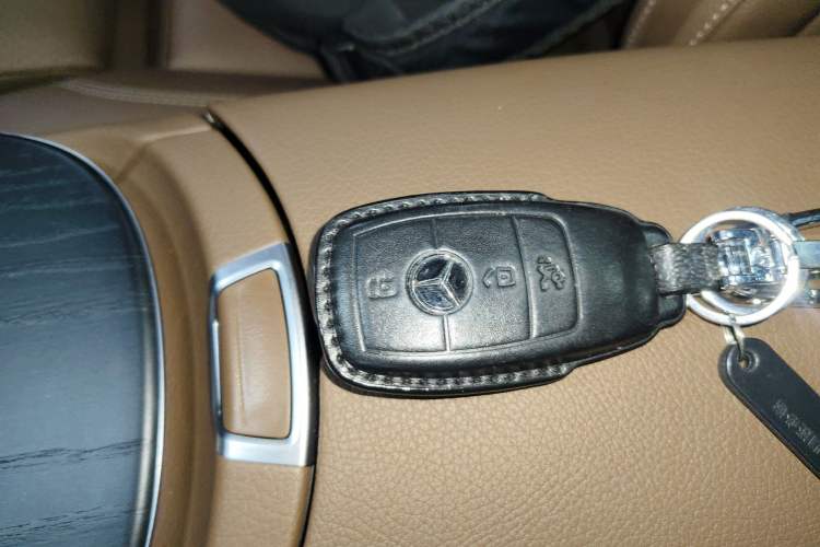 Used Mercedes-Benz E-Class 2023 E 260 L Sport Edition Vehicle Key
