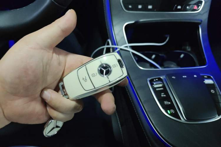 Used Mercedes-Benz E-Class 2023 Restyled E 260 Fashion Sport Edition Vehicle Key