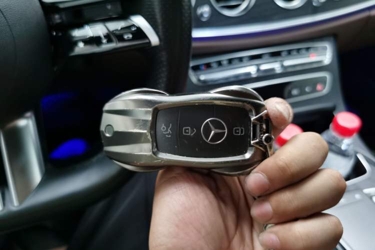 Used Mercedes-Benz E-Class 2023 E 300 L Sport Luxury Edition Vehicle Key