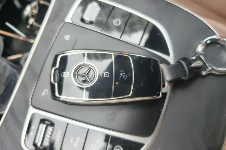 Used Mercedes-Benz E-Class 2023 E 300 Stylish Sports Edition Vehicle Key