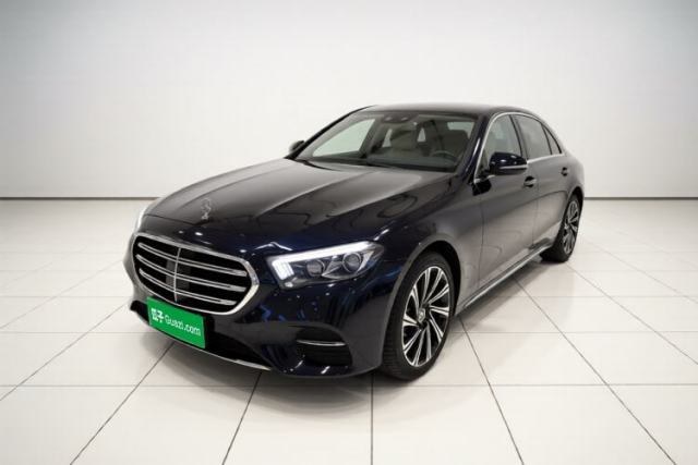 Ojetý Mercedes-Benz E-Class 2024 Facelift E 300 L Luxury Edition