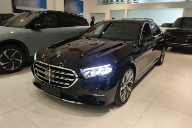 Mercedes-Benz E-Class 2024 Refresh E 300 L Stylish Edition с пробегом