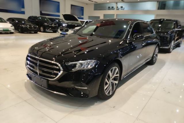 Używany Mercedes-Benz E-Class 2024 E 300 L Stylish Model