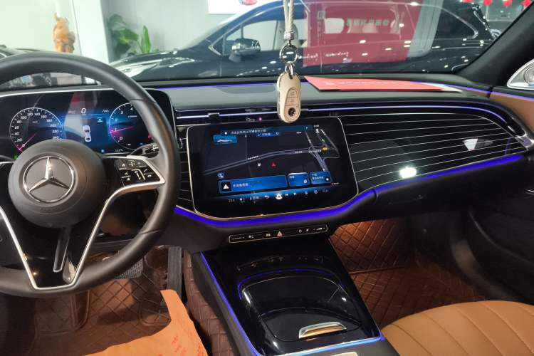 Used Mercedes-Benz E-Class 2024 E 260 L Audio And AC Panel