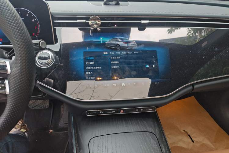 Used Mercedes-Benz E-Class 2024 E 300 L Luxury Sport Model Audio And AC Panel