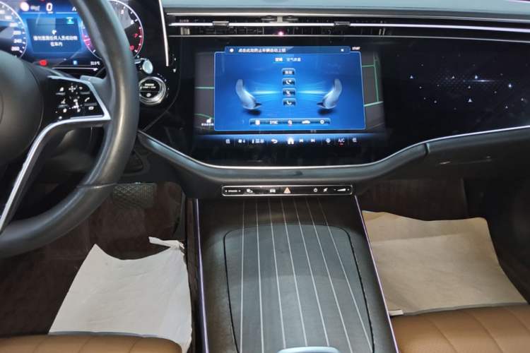 Used Mercedes-Benz E-Class 2024 E 300 L Luxury Model Audio And AC Panel