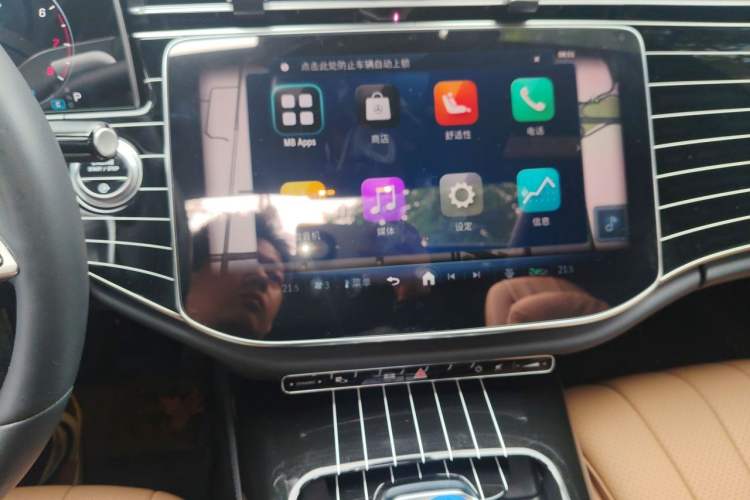 Used Mercedes-Benz E-Class 2024 E 260 L Audio And AC Panel