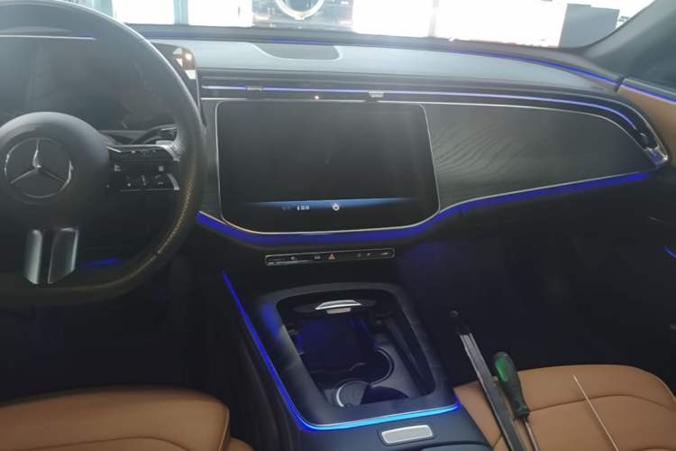 Used Mercedes-Benz E-Class 2024 Facelift E 300 L Fashion Sport Edition Audio And AC Panel