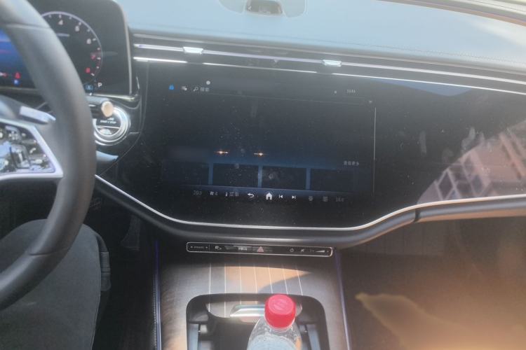 Used Mercedes-Benz E-Class 2024 E 300 L Luxury Model Audio And AC Panel