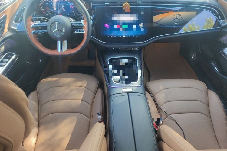 Used Mercedes-Benz E-Class 2024 E 300 L Luxury Sport Model Center Console