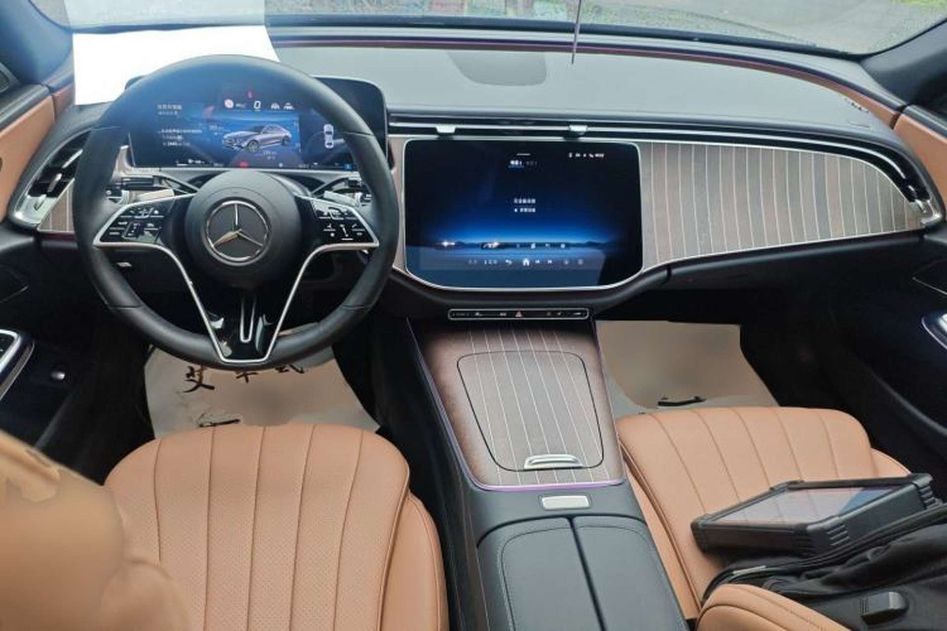 Used Mercedes-Benz E-Class 2024 E 300 L Stylish Model Center Console