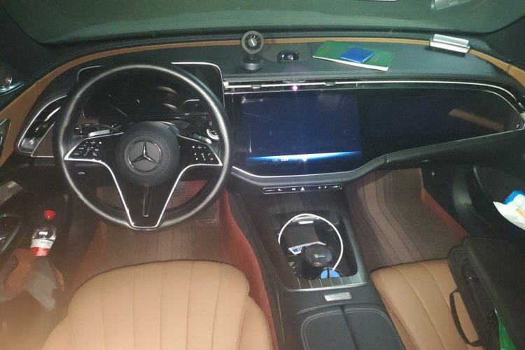 Used Mercedes-Benz E-Class 2024 E 300 L Luxury Model Center Console