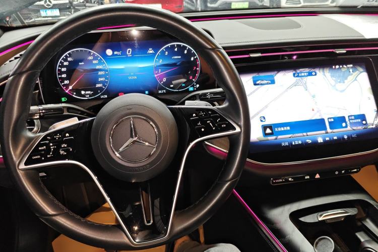 Used Mercedes-Benz E-Class 2024 E 260 Sport Edition Center Console
