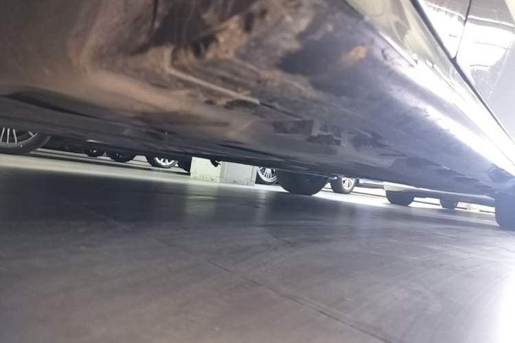 Used Mercedes-Benz E-Class 2024 Facelift E 260 L Chassis Front Left