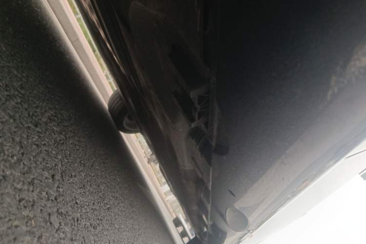 Used Mercedes-Benz E-Class 2024 E 300 L Luxury Model Chassis Front Left