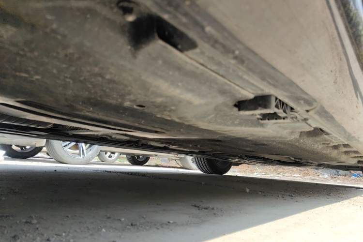 Used Mercedes-Benz E-Class 2024 E 300 L Fashion Sport Model Chassis Front Right