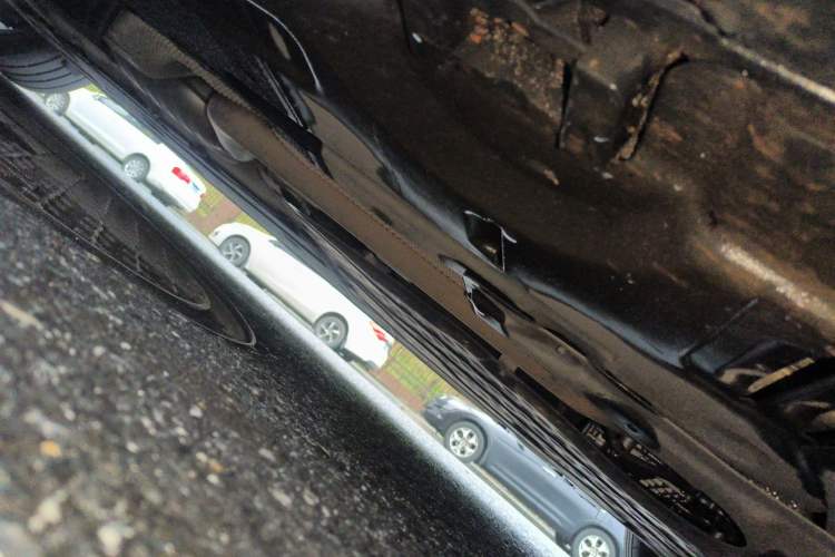Used Mercedes-Benz E-Class 2024 E 300 L Luxury Model Chassis Front Right