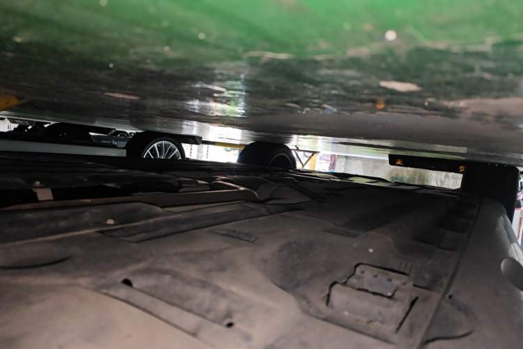 Used Mercedes-Benz E-Class 2024 E 300 L Luxury Model Chassis Front Right