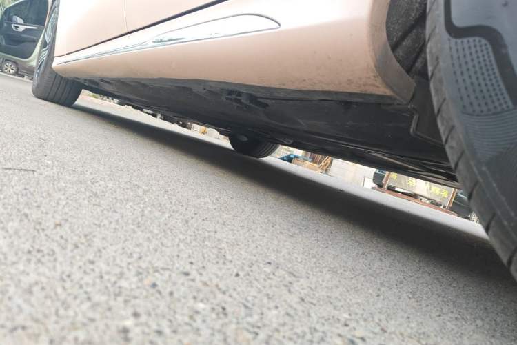 Used Mercedes-Benz E-Class 2024 E 260 L Chassis Rear Left