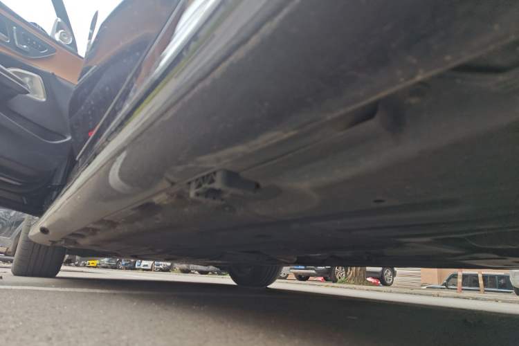 Used Mercedes-Benz E-Class 2024 E 300 L Luxury Sport Model Chassis Rear Left