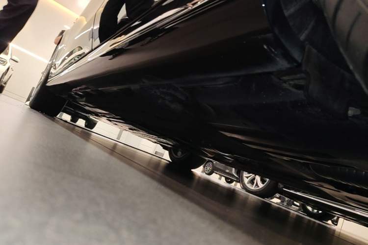 Used Mercedes-Benz E-Class 2024 E 300 L Stylish Model Chassis Rear Left