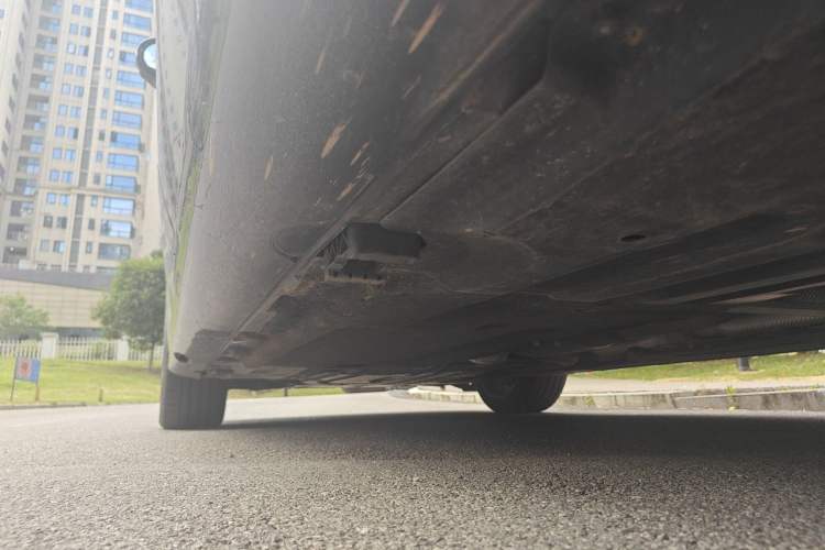 Used Mercedes-Benz E-Class 2024 E 300 L Luxury Model Chassis Rear Left
